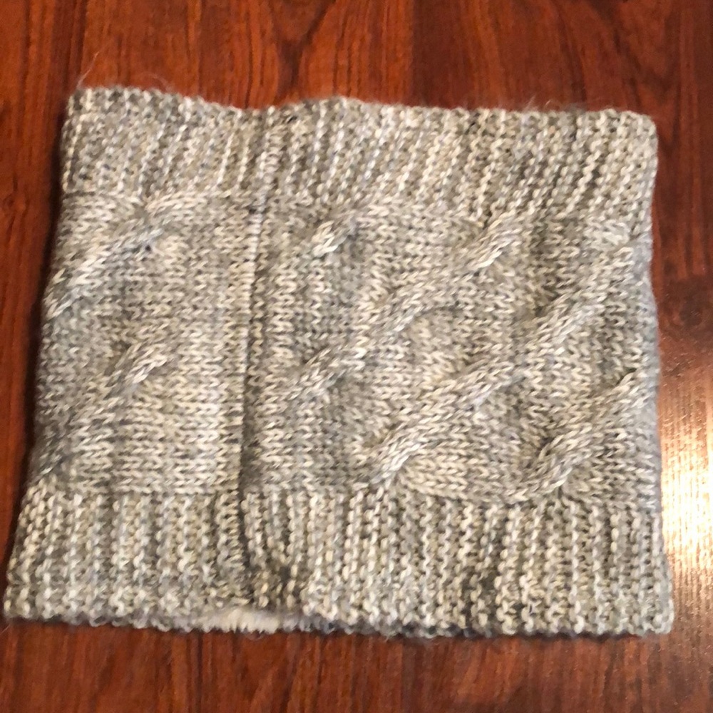 Universal Thread Sherpa Lined Infinity Scarf / Neck Warmer